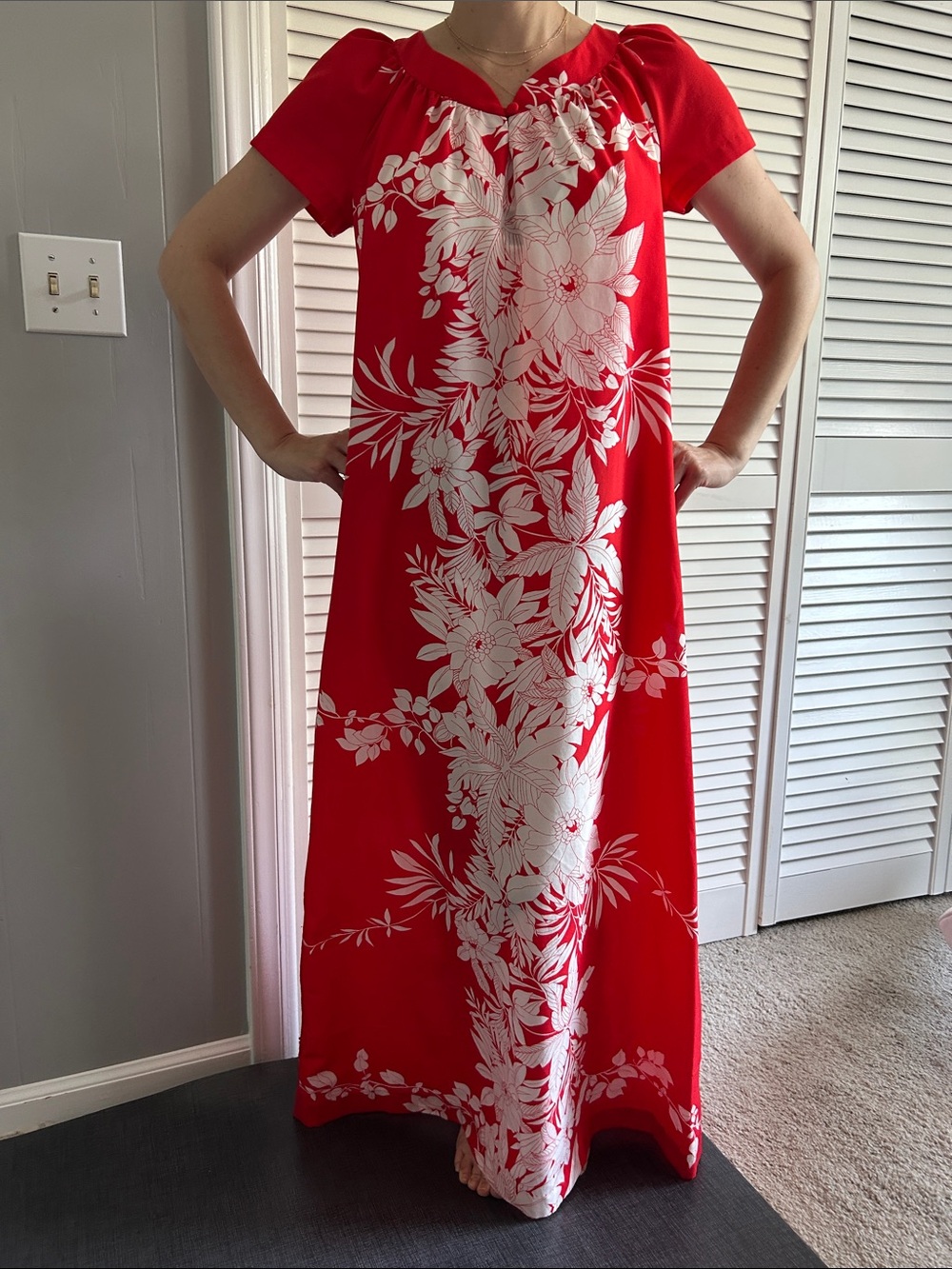 Hawaiian muumuu S